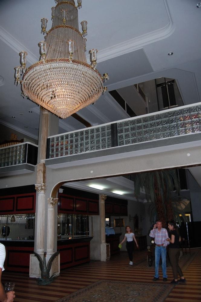 Erdek Sun Beach Hotel ภายนอก รูปภาพ