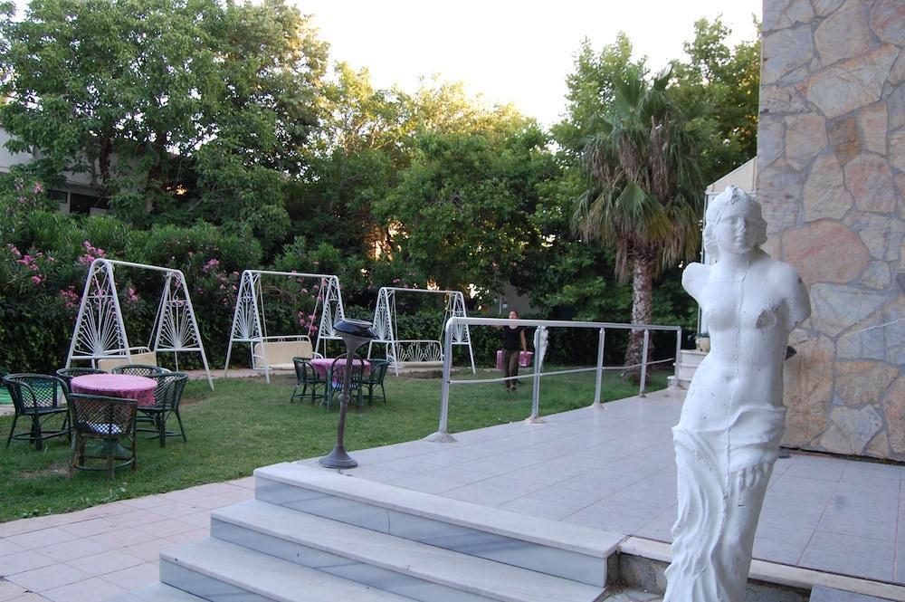 Erdek Sun Beach Hotel ภายนอก รูปภาพ