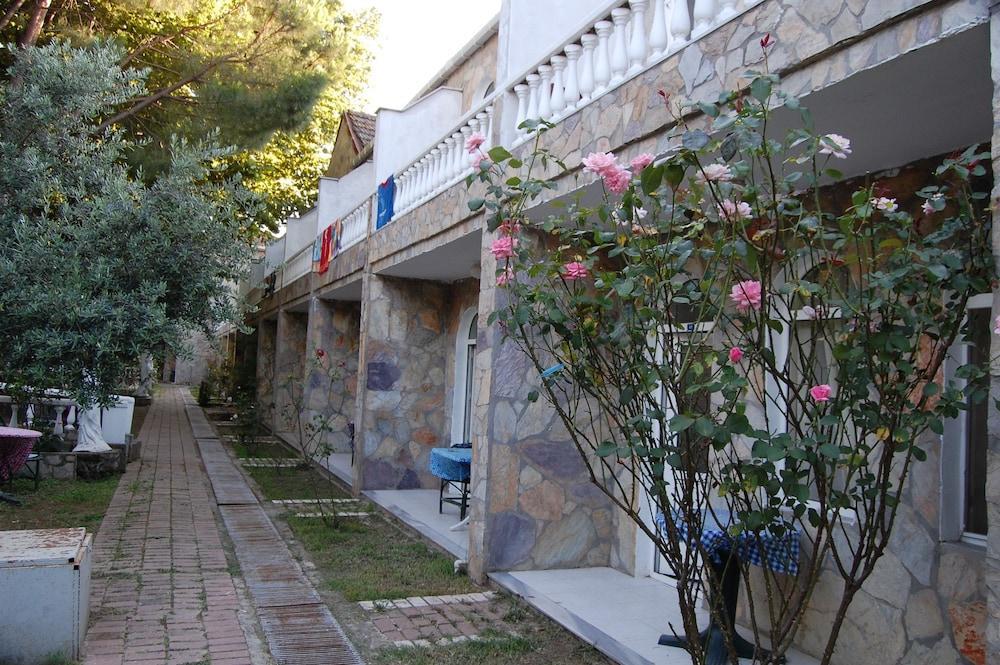 Erdek Sun Beach Hotel ภายนอก รูปภาพ