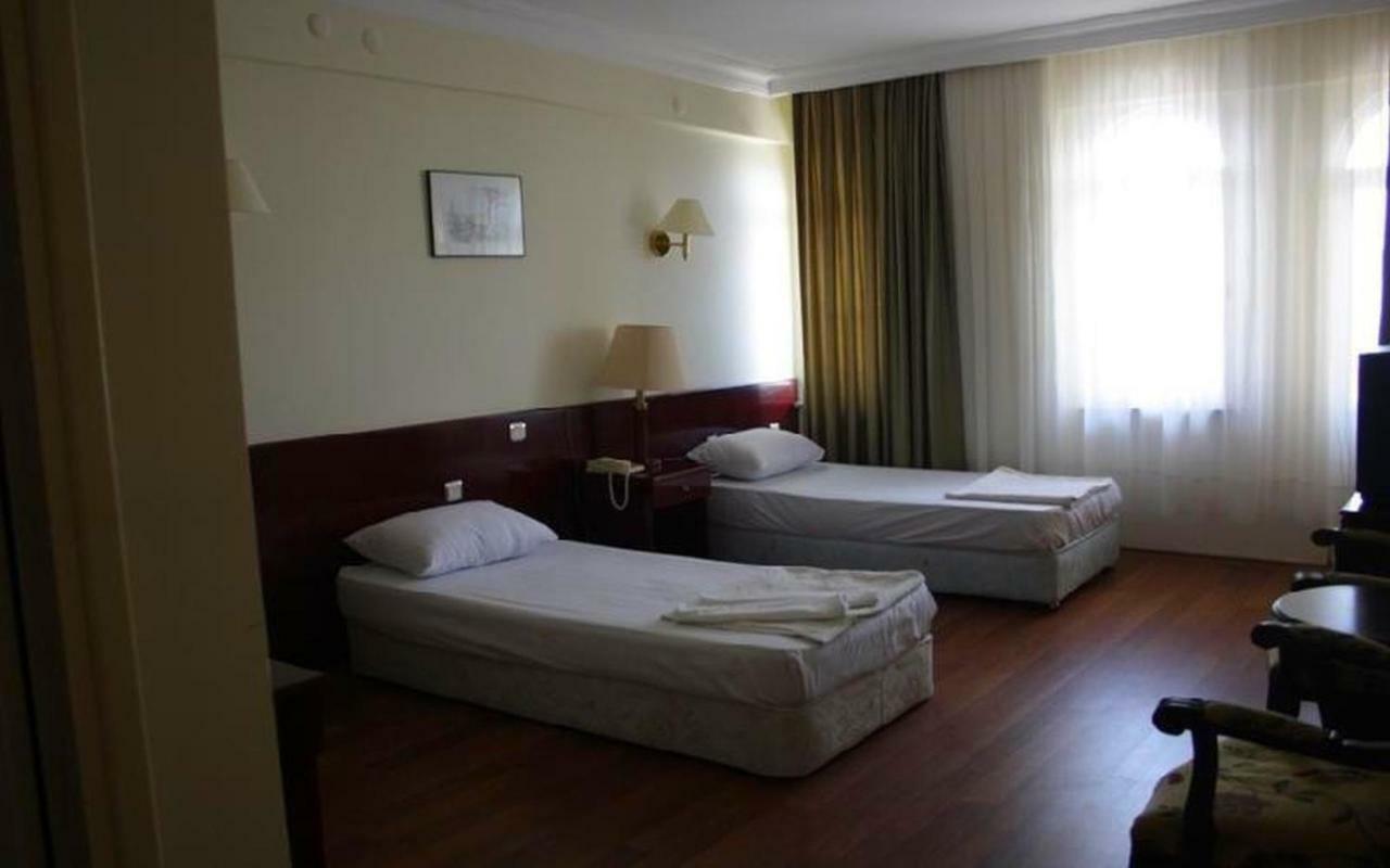 Erdek Sun Beach Hotel ภายนอก รูปภาพ